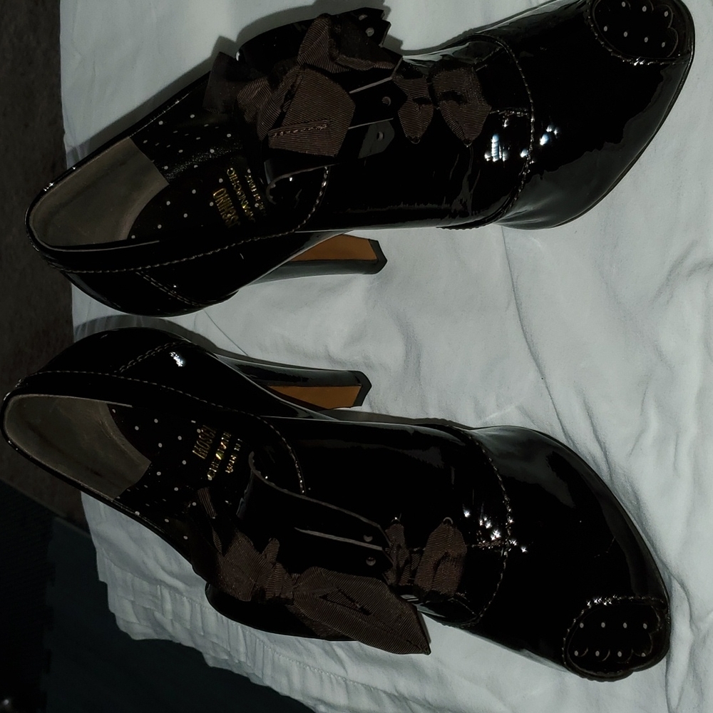 MOSCHINO Lace Up